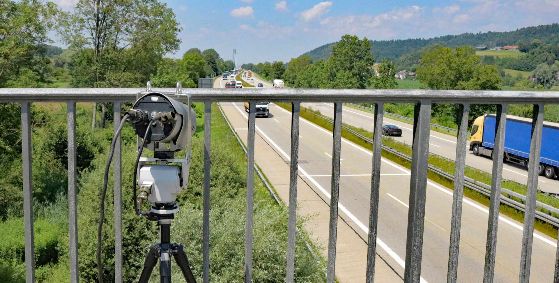 Autobahnkontrolle (Foto: Polizeipräsidium Niederbayern)