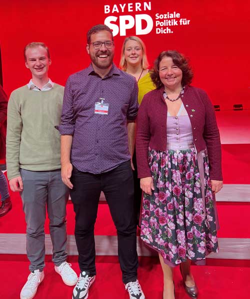 v.l.: Moritz Quaiser, Fabian Dobmeier, Kim Celin Seibert  sowie SPD-Landtagsabgeordnete Ruth Mueller (Foto: SPD-Niederbayern)